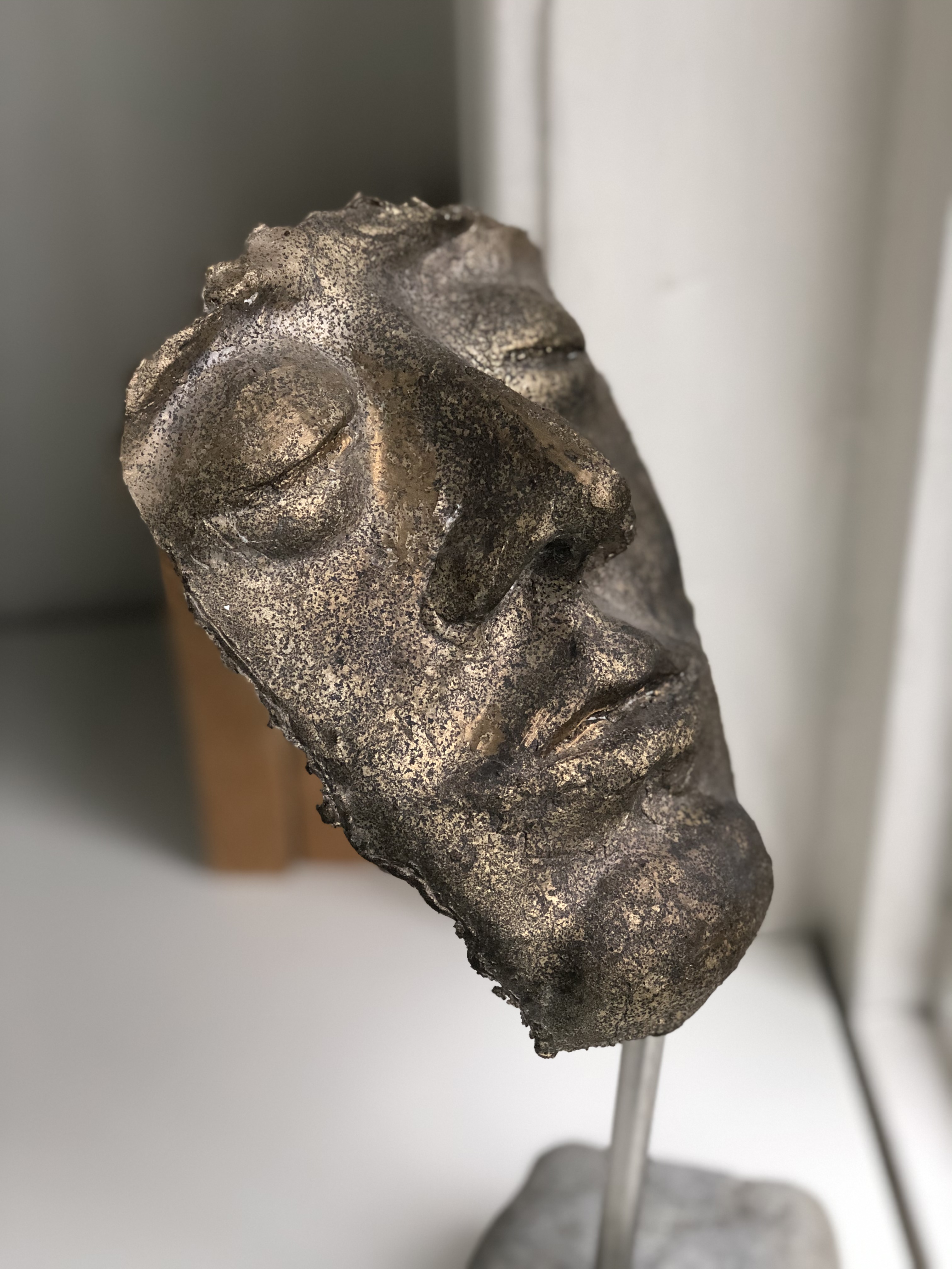 <b>Masker</b><br>Justus Broeder<br>Brons